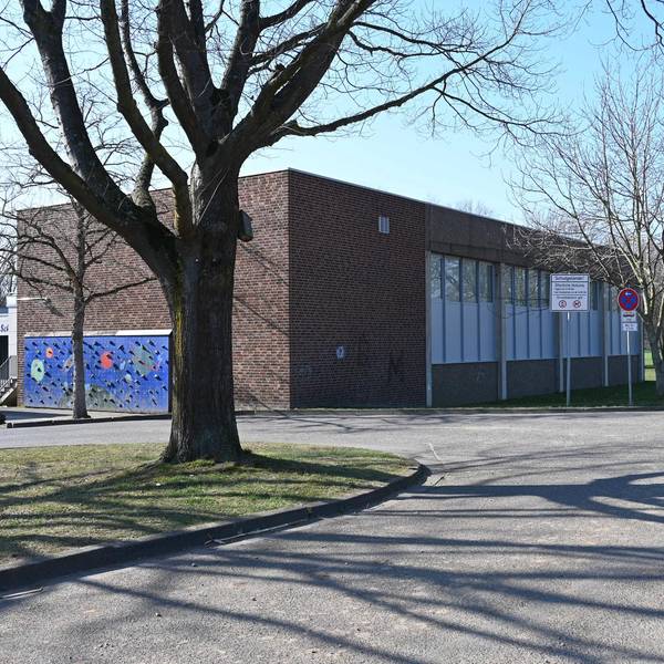 20220311-Ber-ela-turnhalle-4