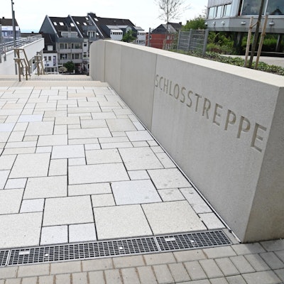 Schlosstreppe Bensberg 120721