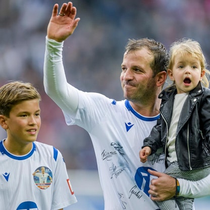 van der vaart 101219