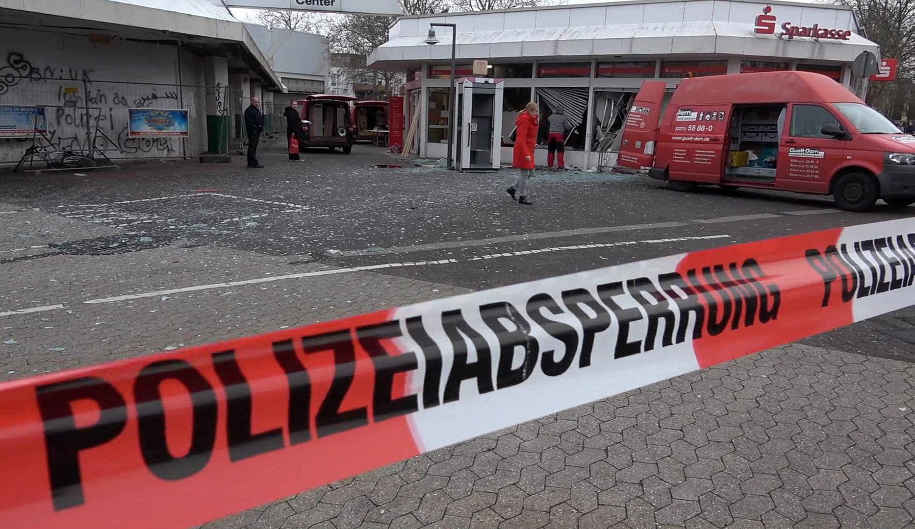 Polizei Symbolbild Absperrband