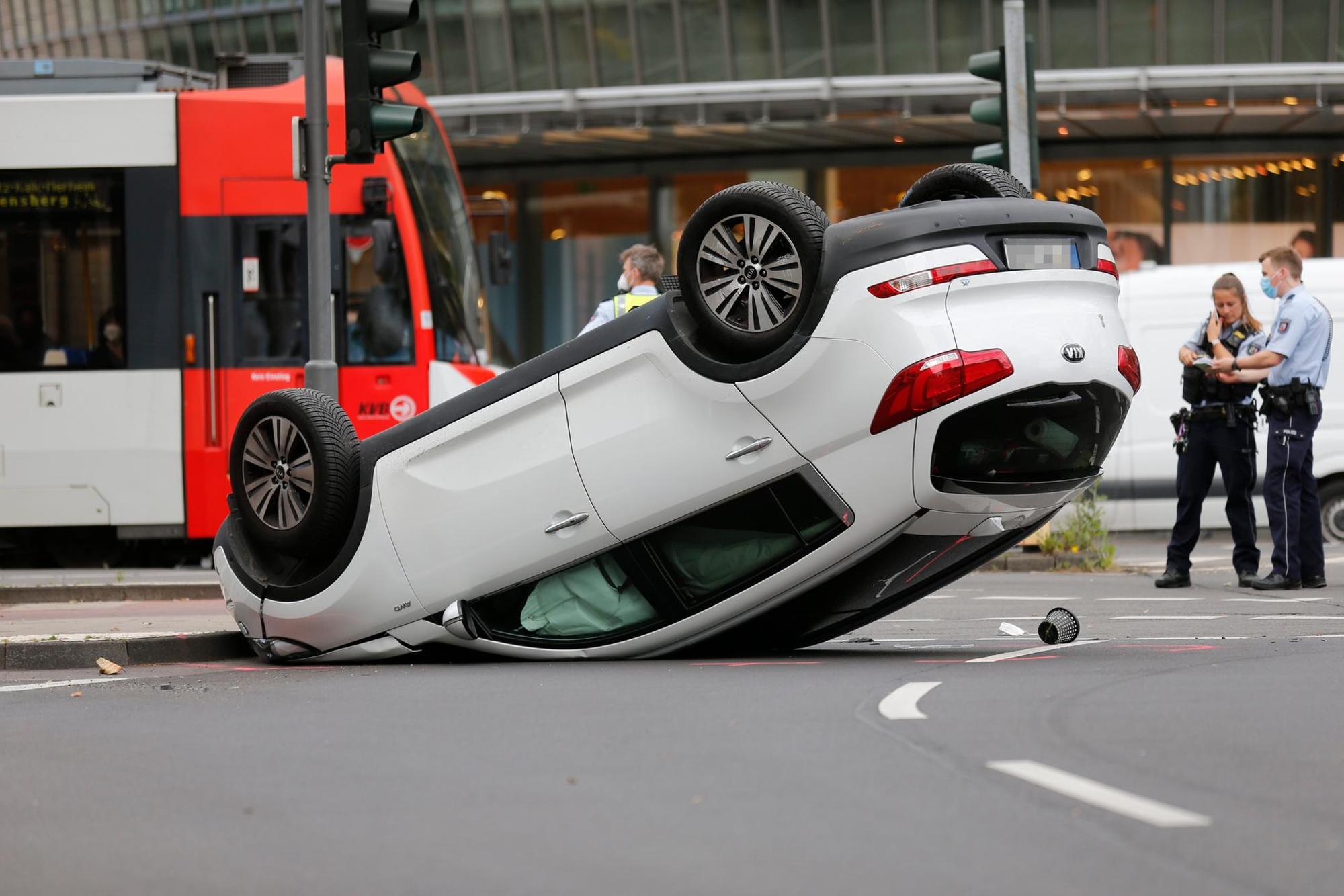 Unfall Cäcilienstraße