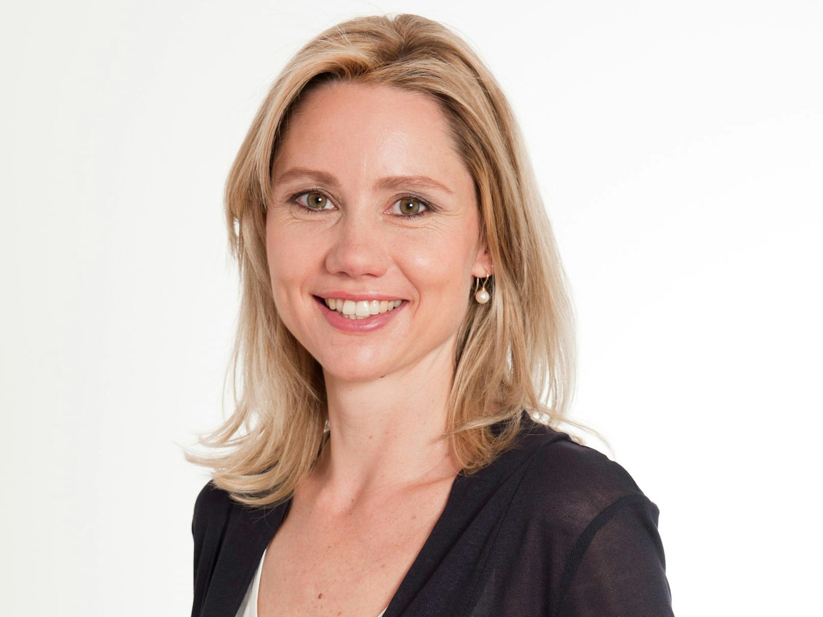 JUlia Rau