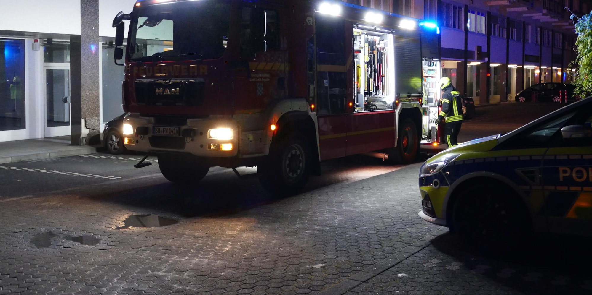 Feuer_wegen_Pizzakarton_Sankt_Augustin