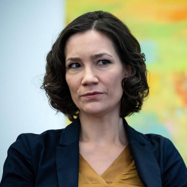 Spiegel 100222