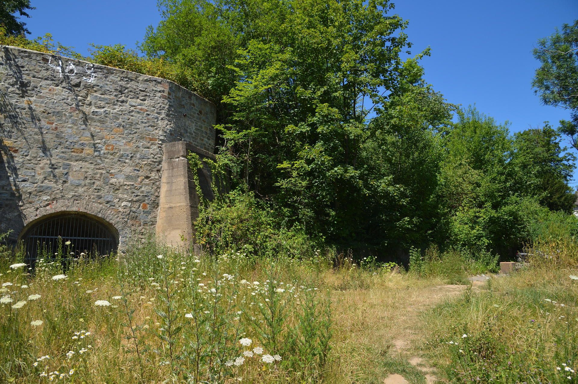Kalköfen - Flaschenwurf
