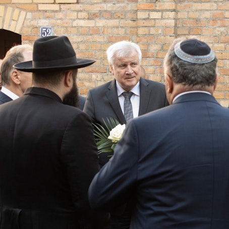 Seehofer in Halle