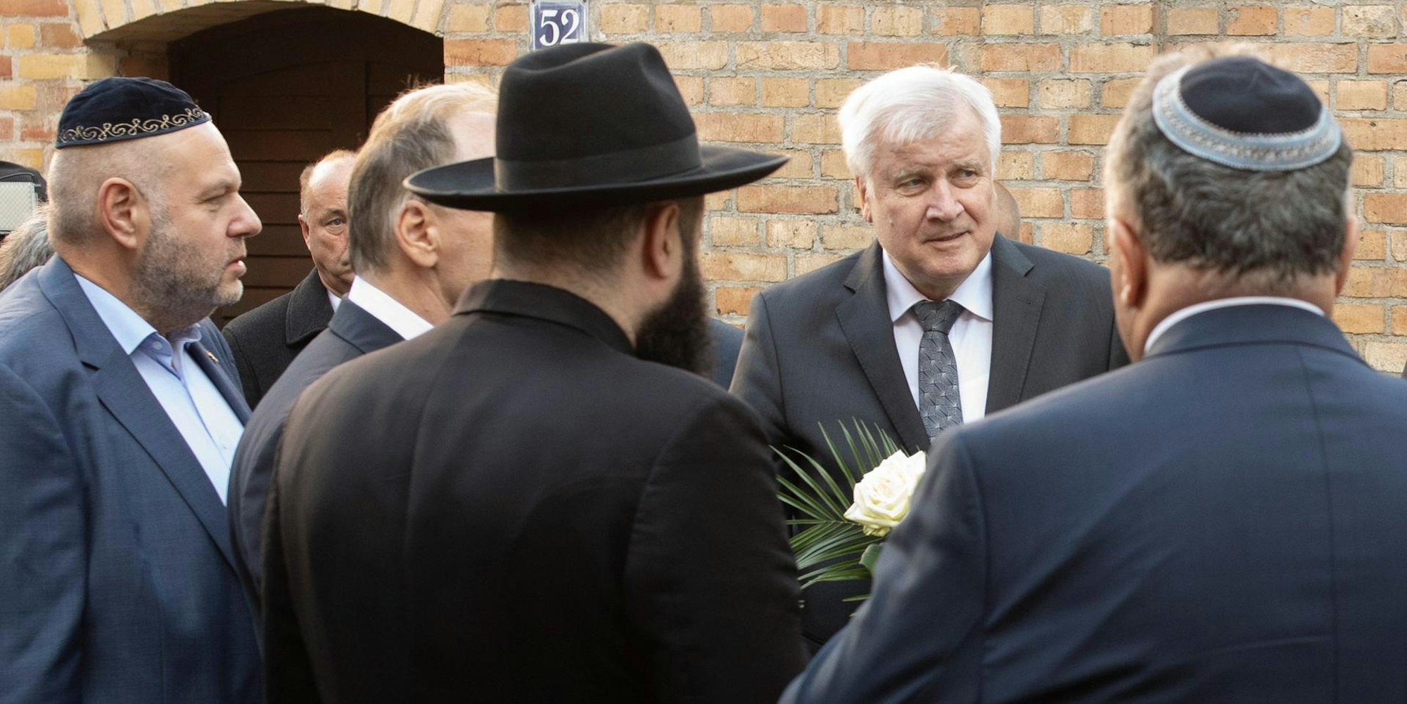 Seehofer in Halle