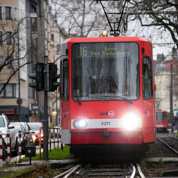 20220104_tb_KVB_Strassenbahn_002
