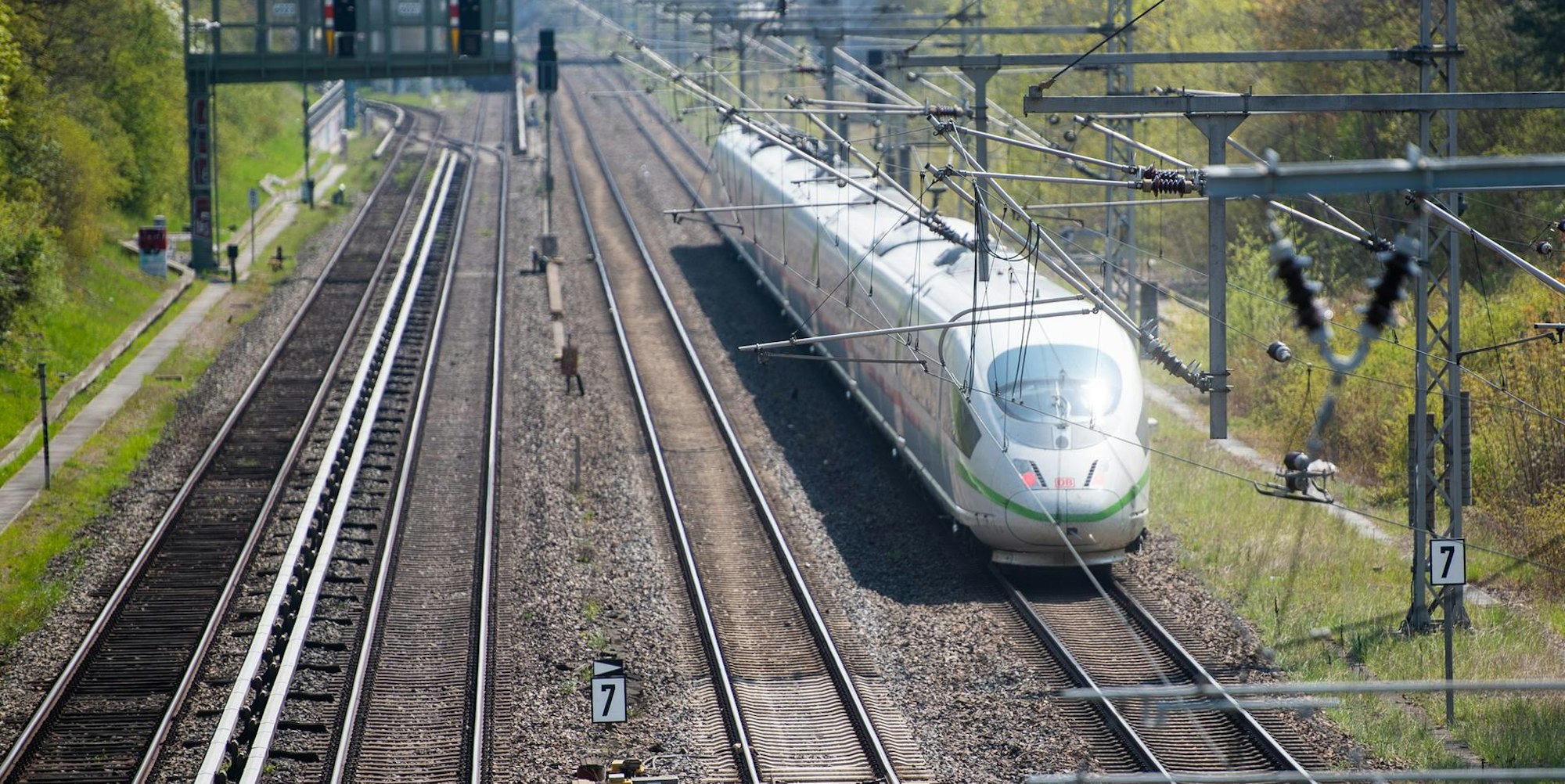 Deutsche Bahn 220521