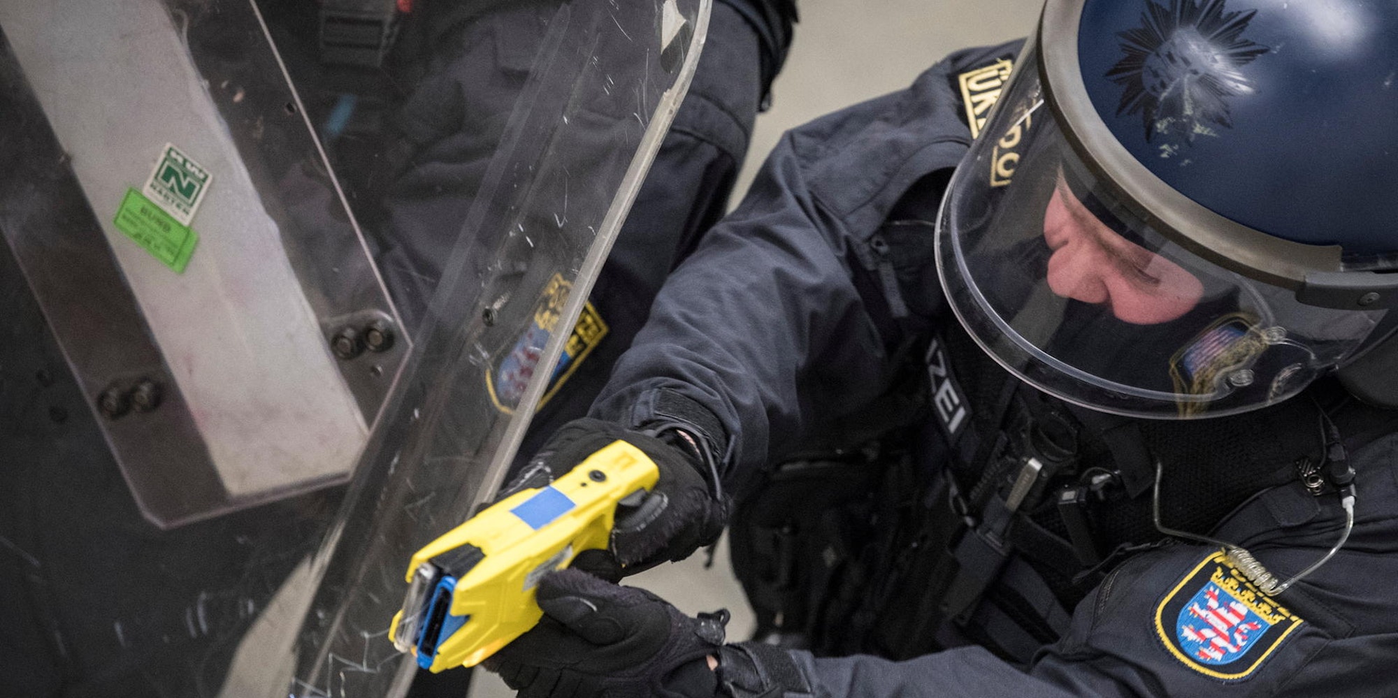 Taserwaffe_Training