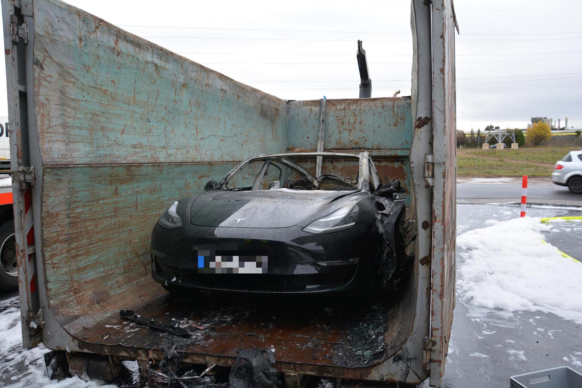 Tesla_Erftstadt