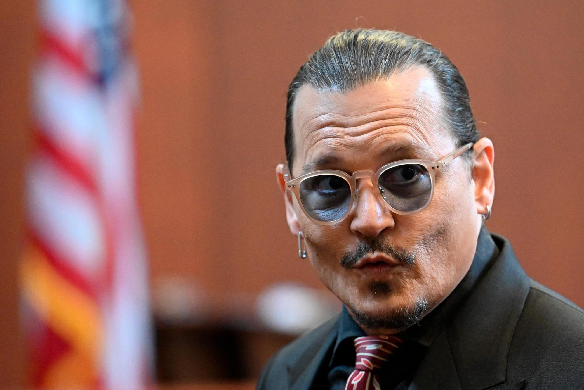 Depp Brille ap