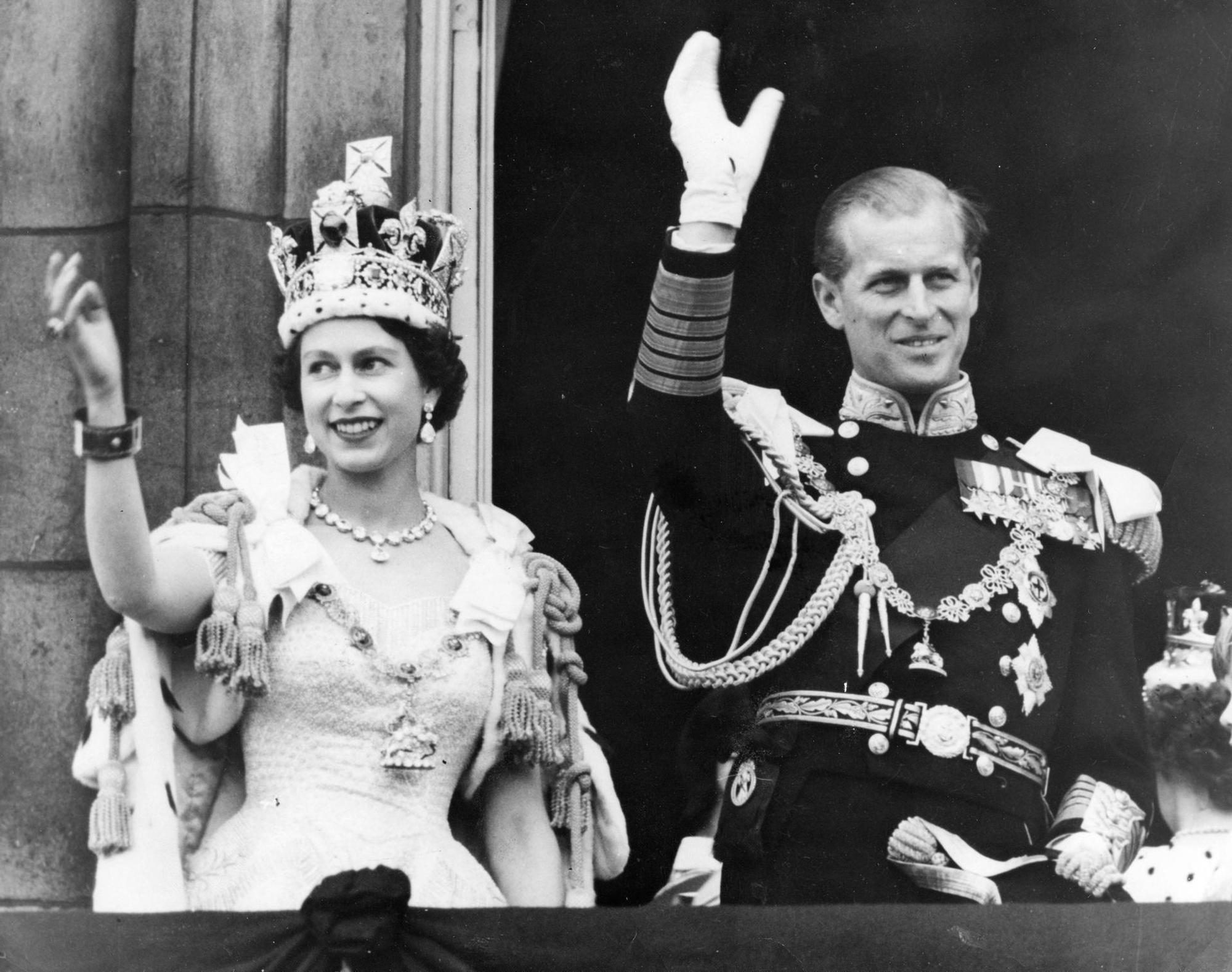 IMAGO Queen Krönung mit Mann