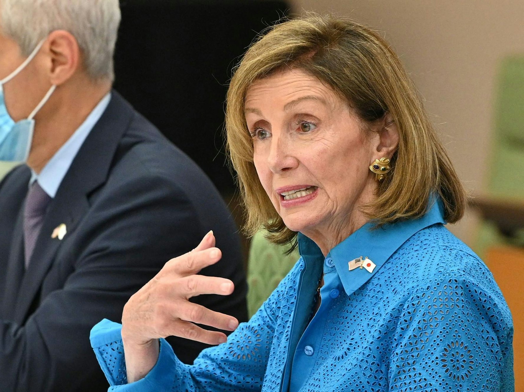 pelosi_japan