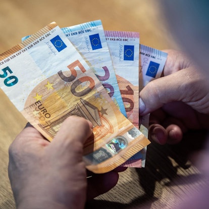 Einkommen Symbolbild