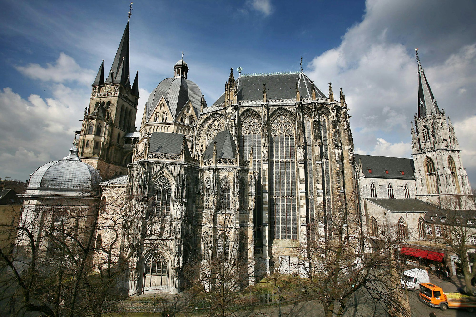 Aachener Dom 5FA0A400E1146D0A
