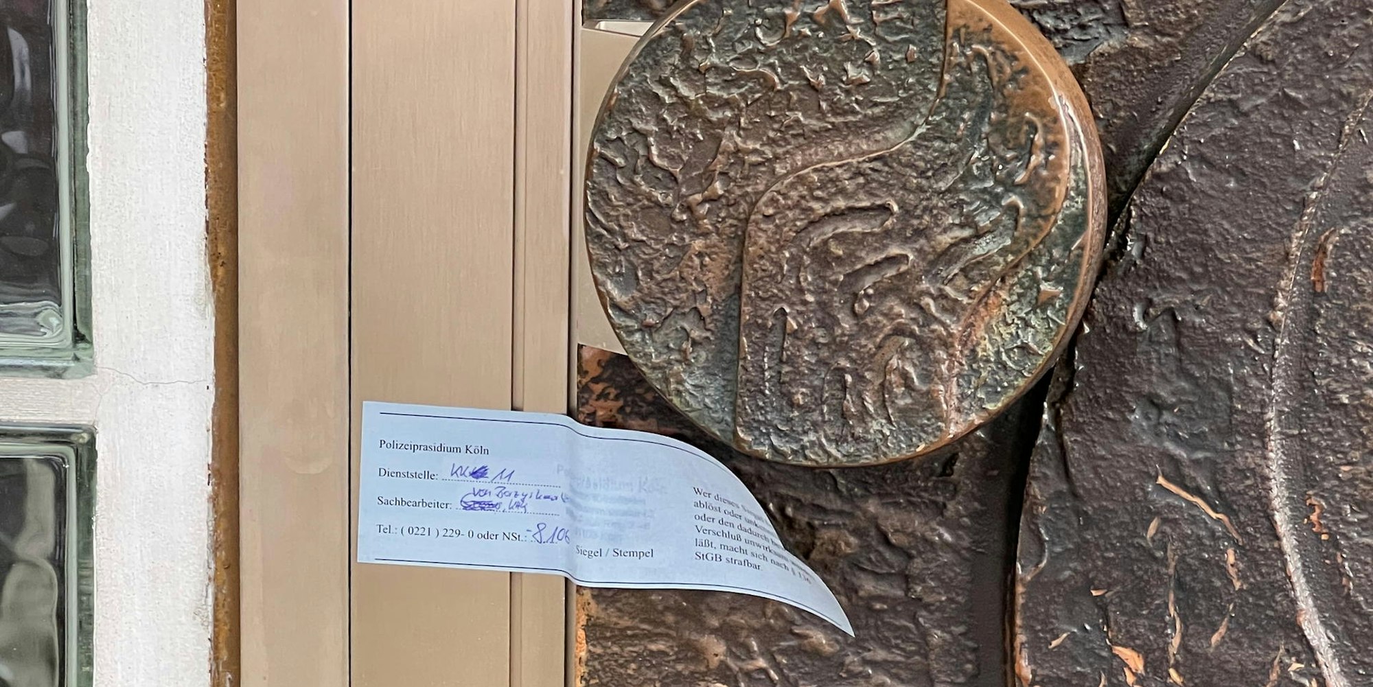 Hürth Eingangstür Haus Giftmorde