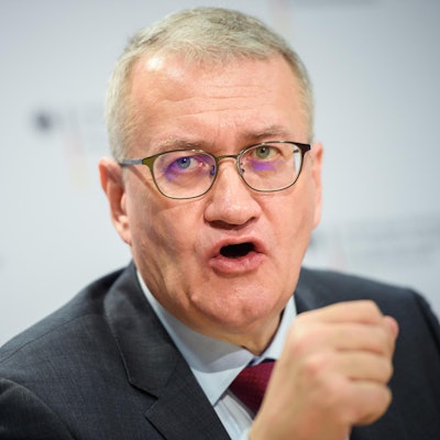 Sprecher Eckiger Tisch