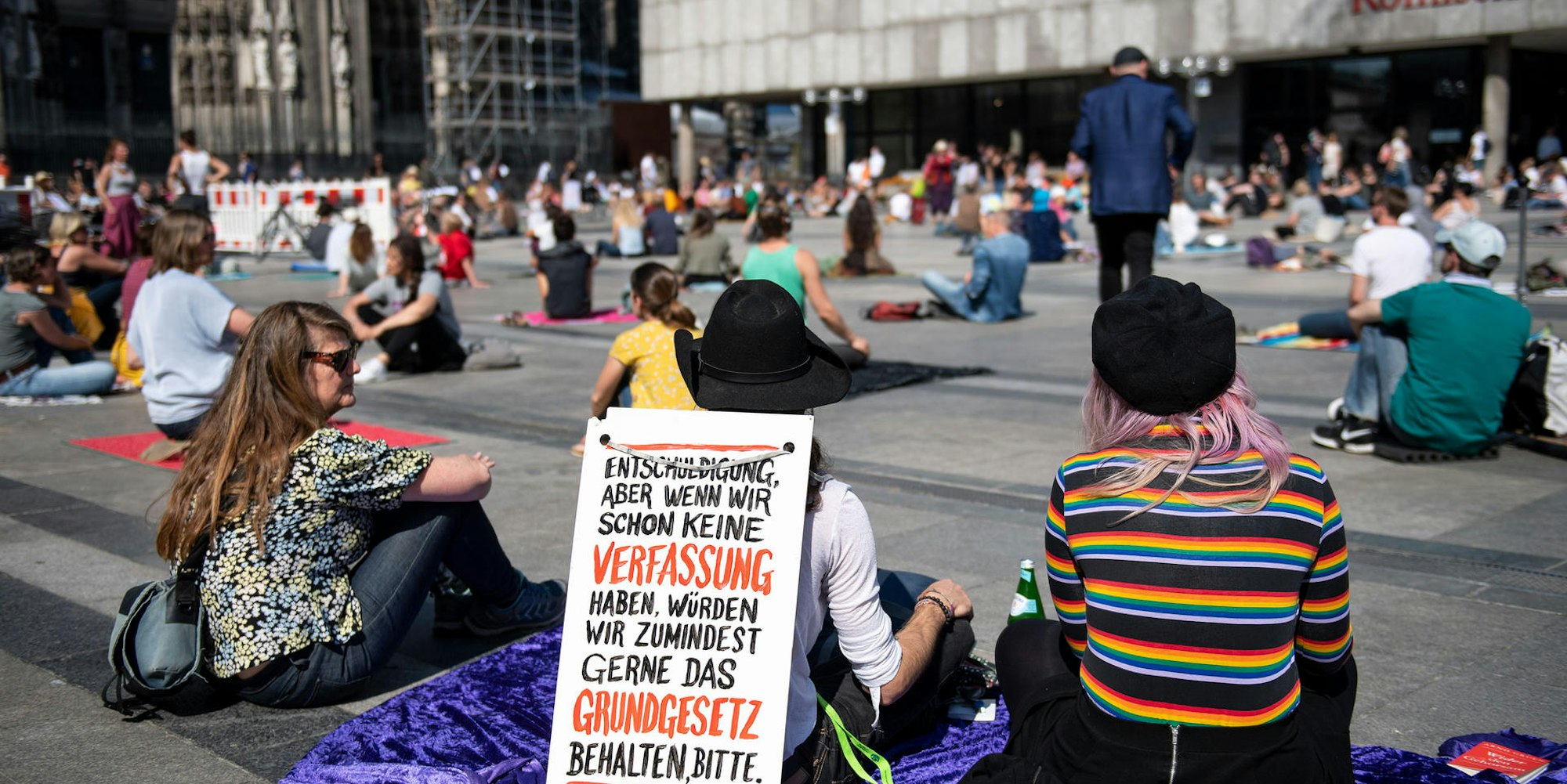 Demo Köln dpa 090520