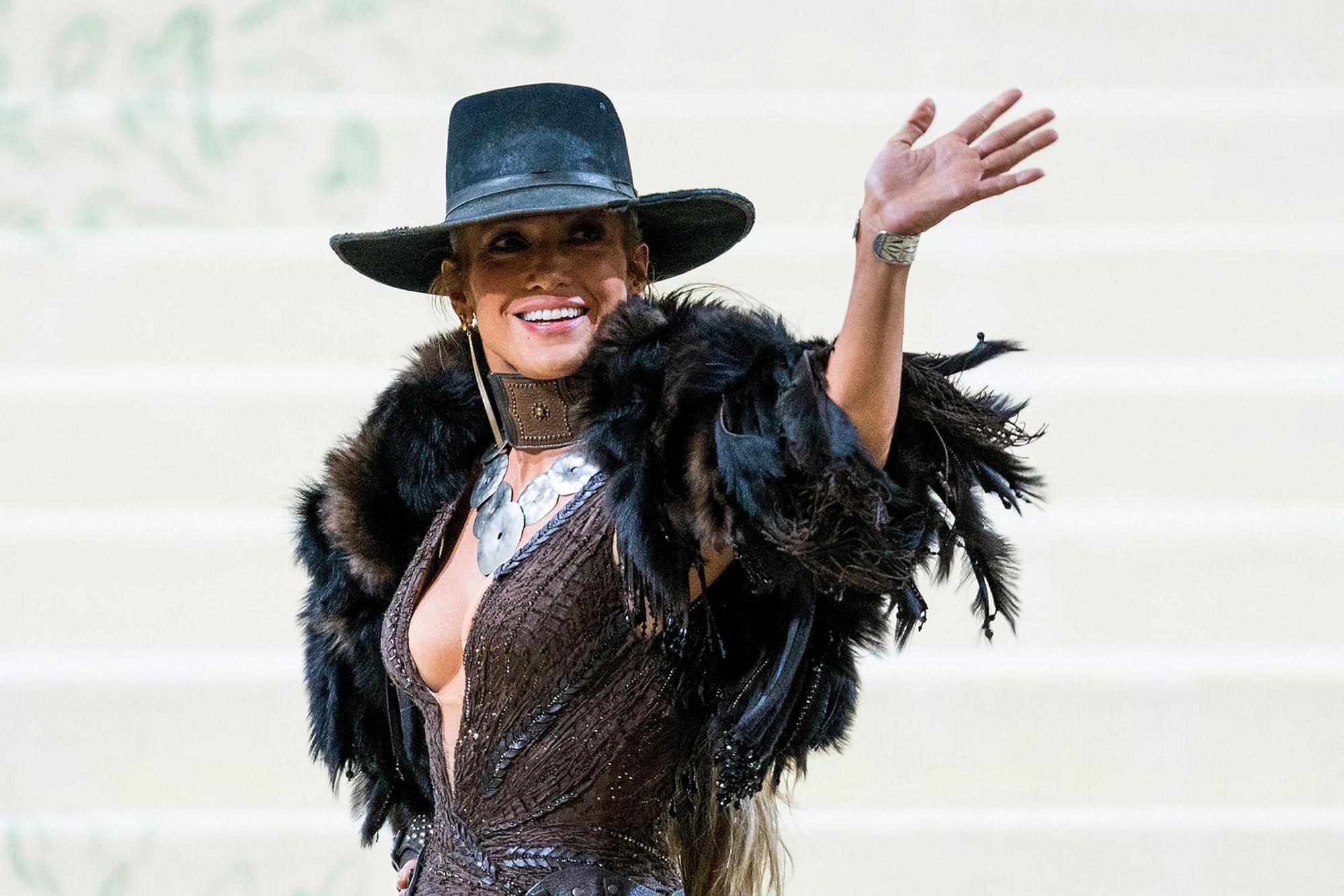 J-Lo Met-Gala