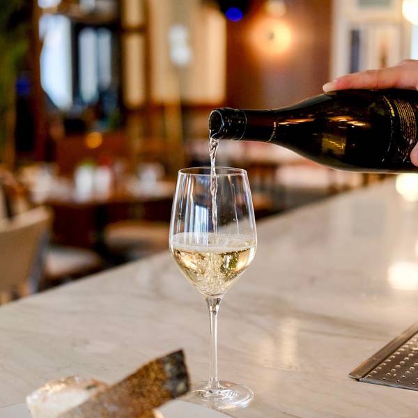 Wein Symbol pinar-kucuk-1468337-unsplash