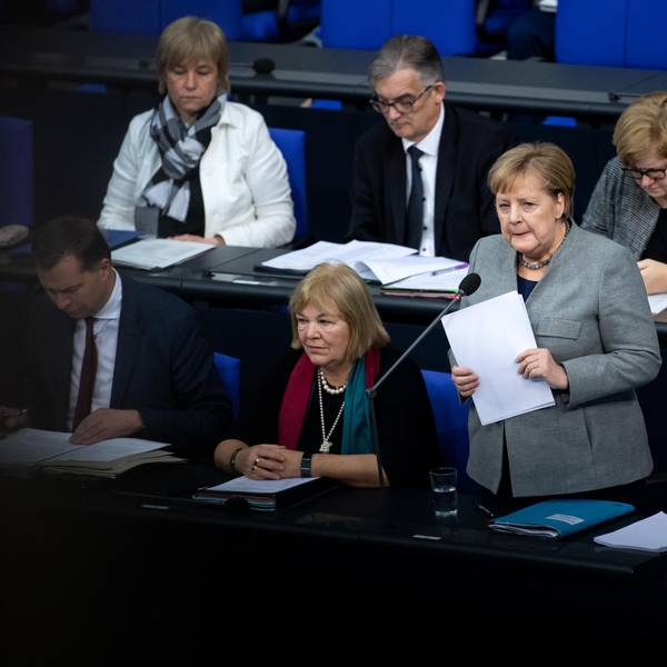 Angela Merkel Regierungsbefragung
