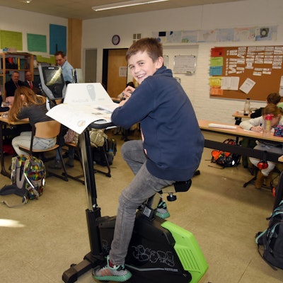 ds_Raueme_des_bewegten_Lernens_Wbroel1