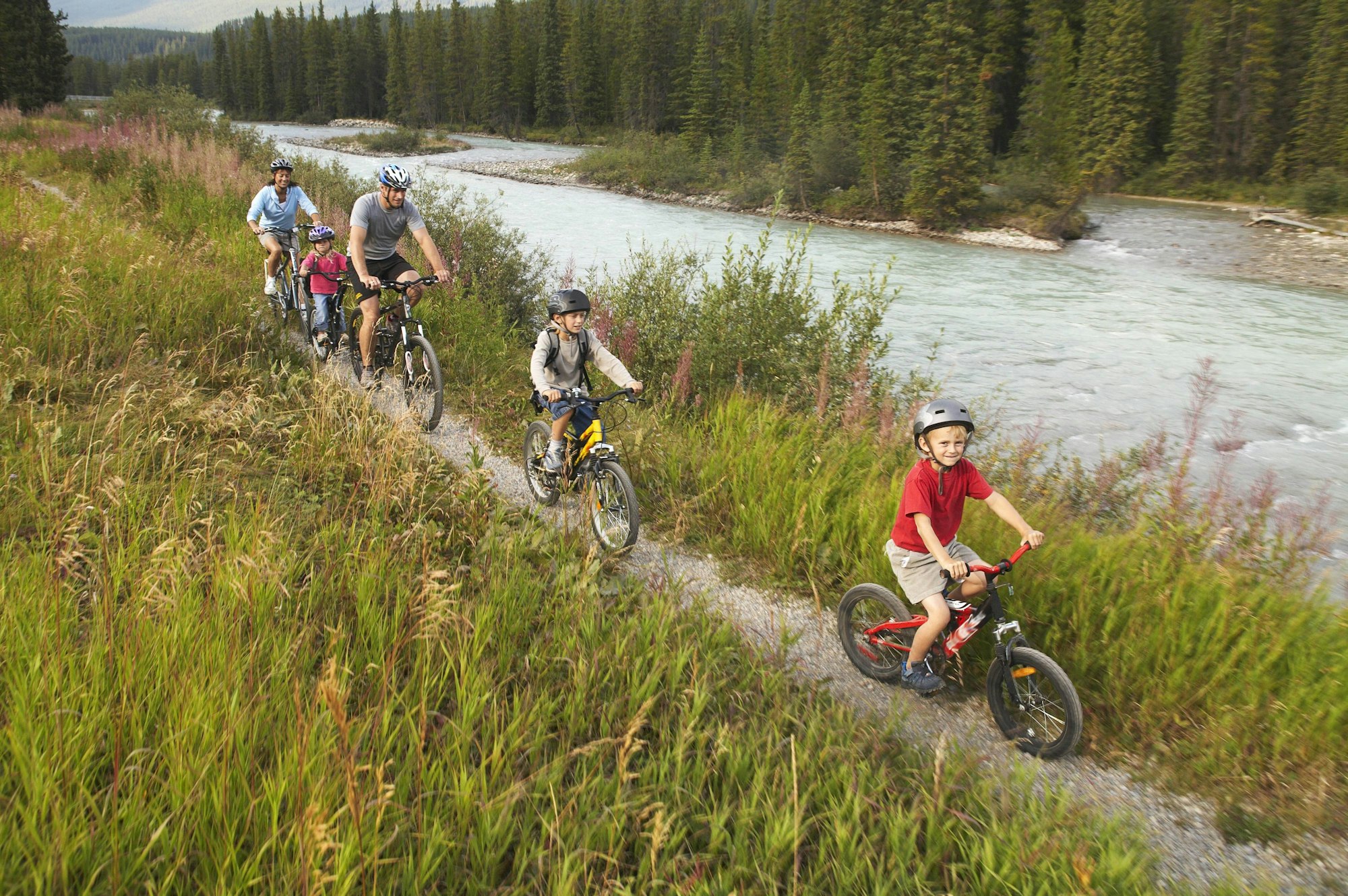 familie_radtour_fahrrad_imago