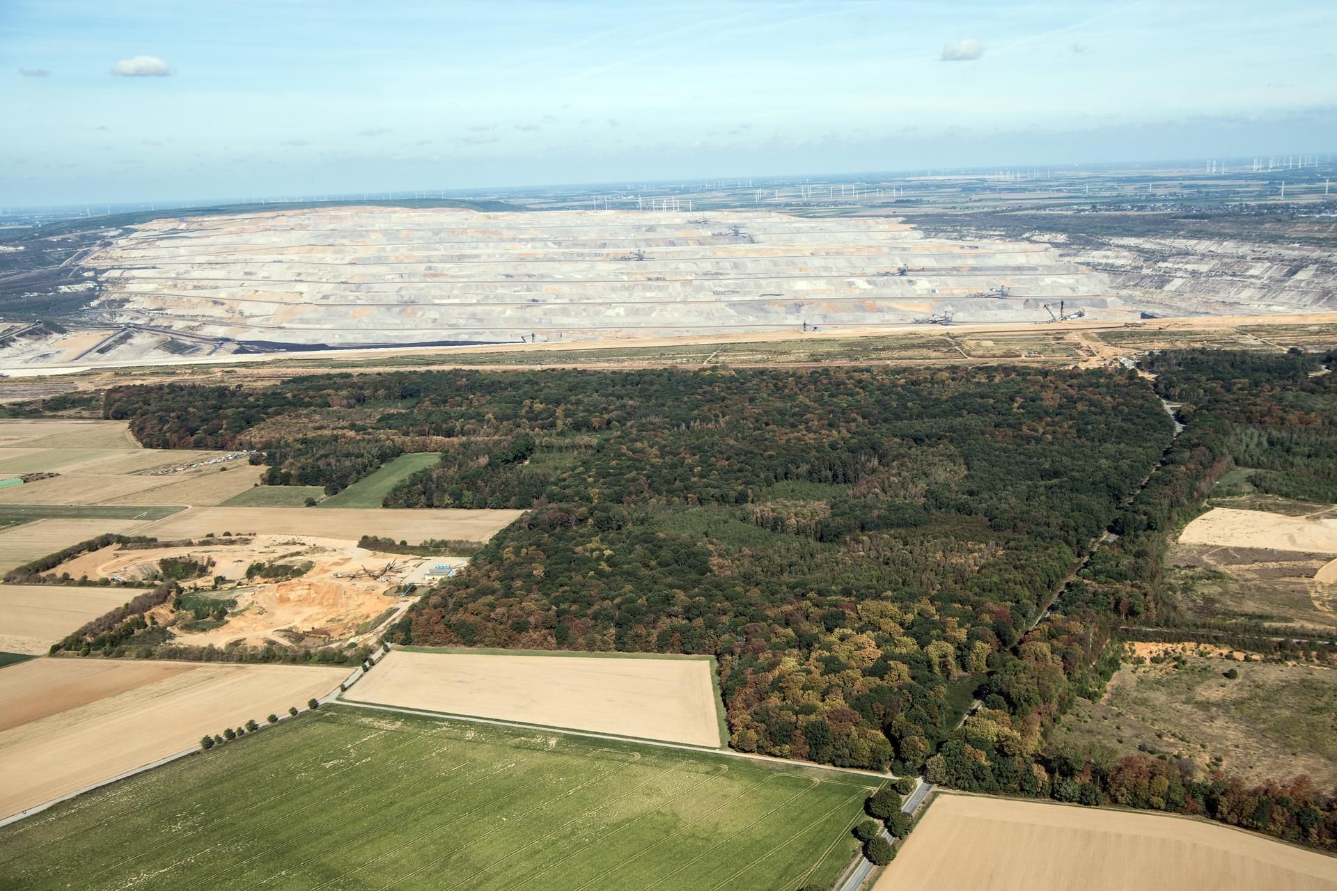 hambacher forst luftb