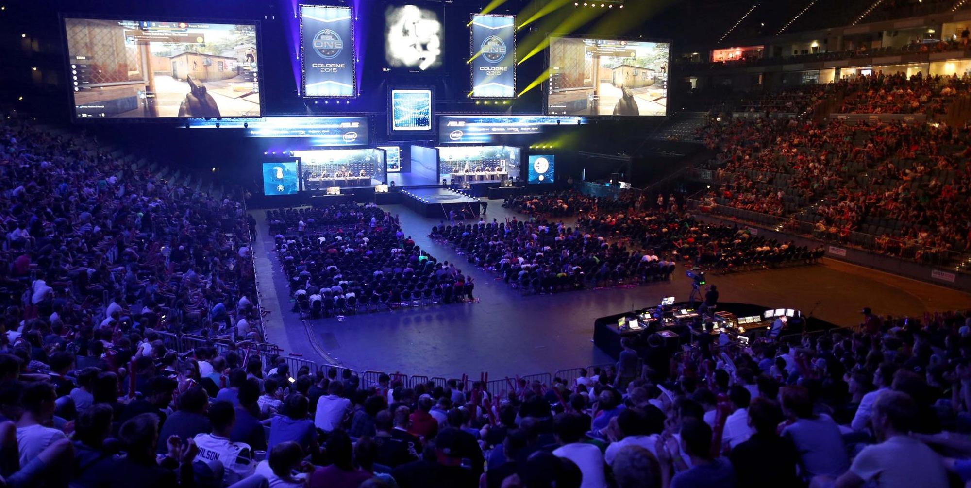nab150822_ESL_Counter_Strike_19k