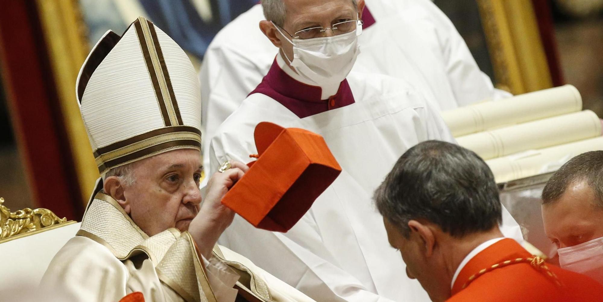 Papst und Kardinal