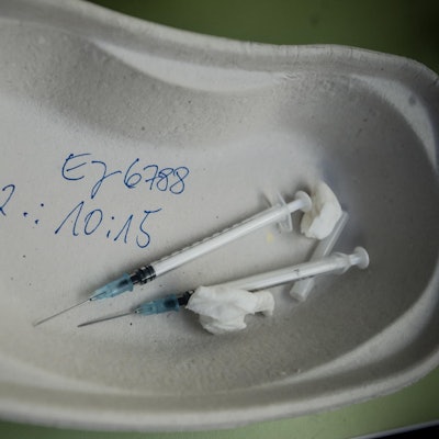 impfbeginn-corona-impfzentrum_leverkusen__ALF_7193