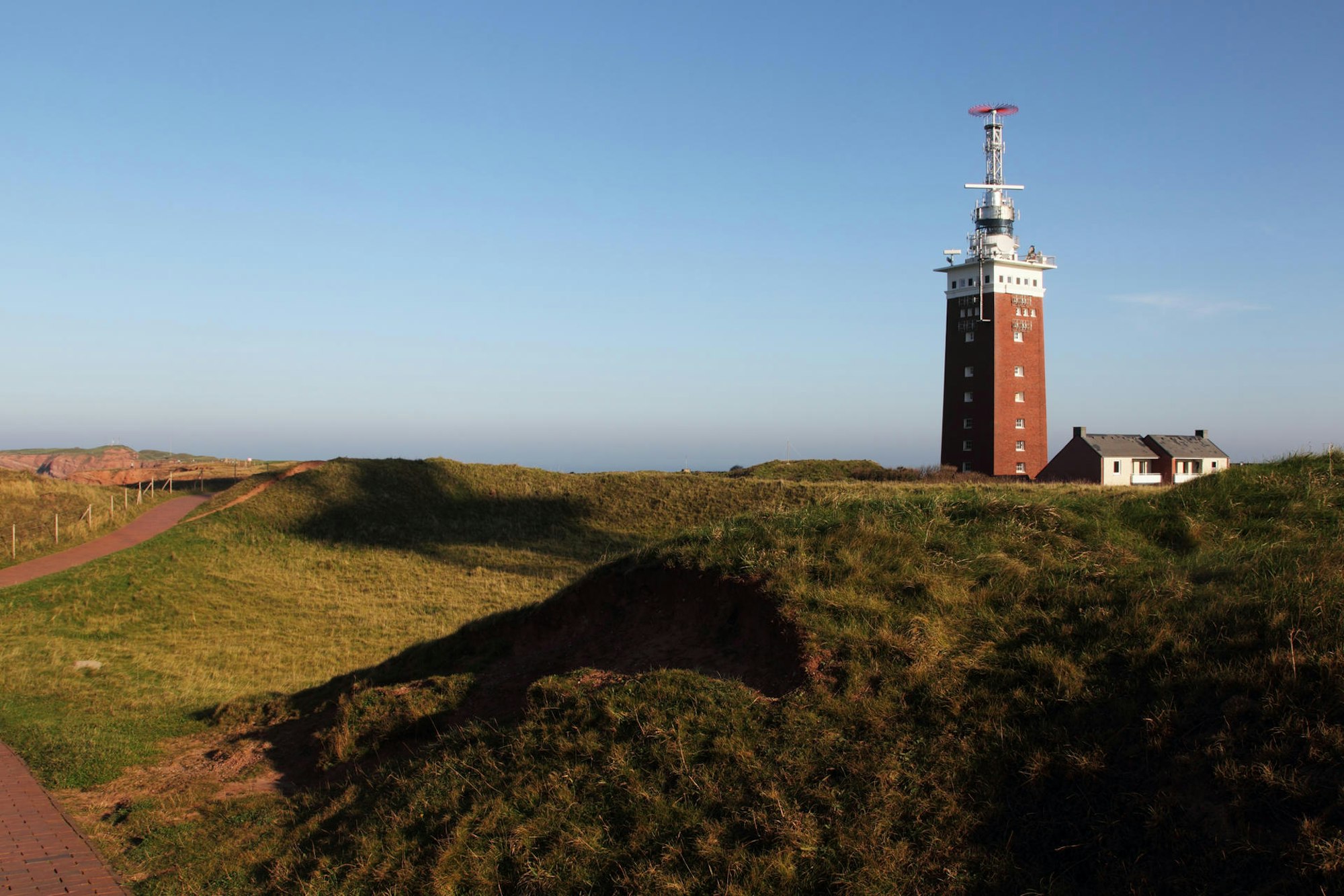 Leuchtturm_Helgoland_Shutterstock_dirkr