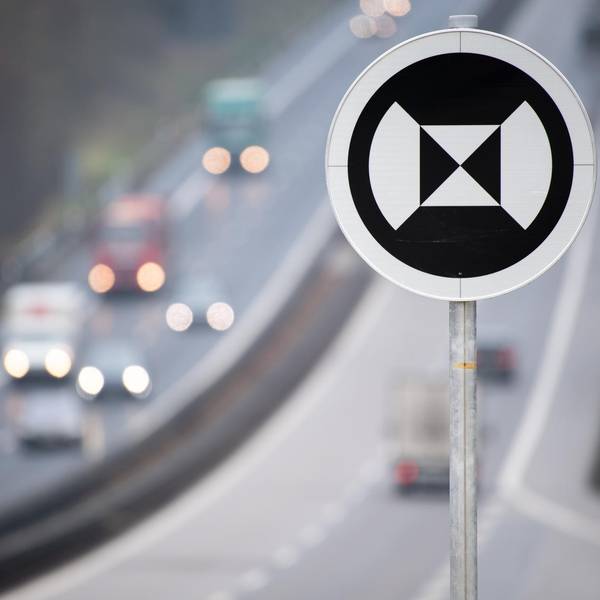 Neues Verkehrsschild