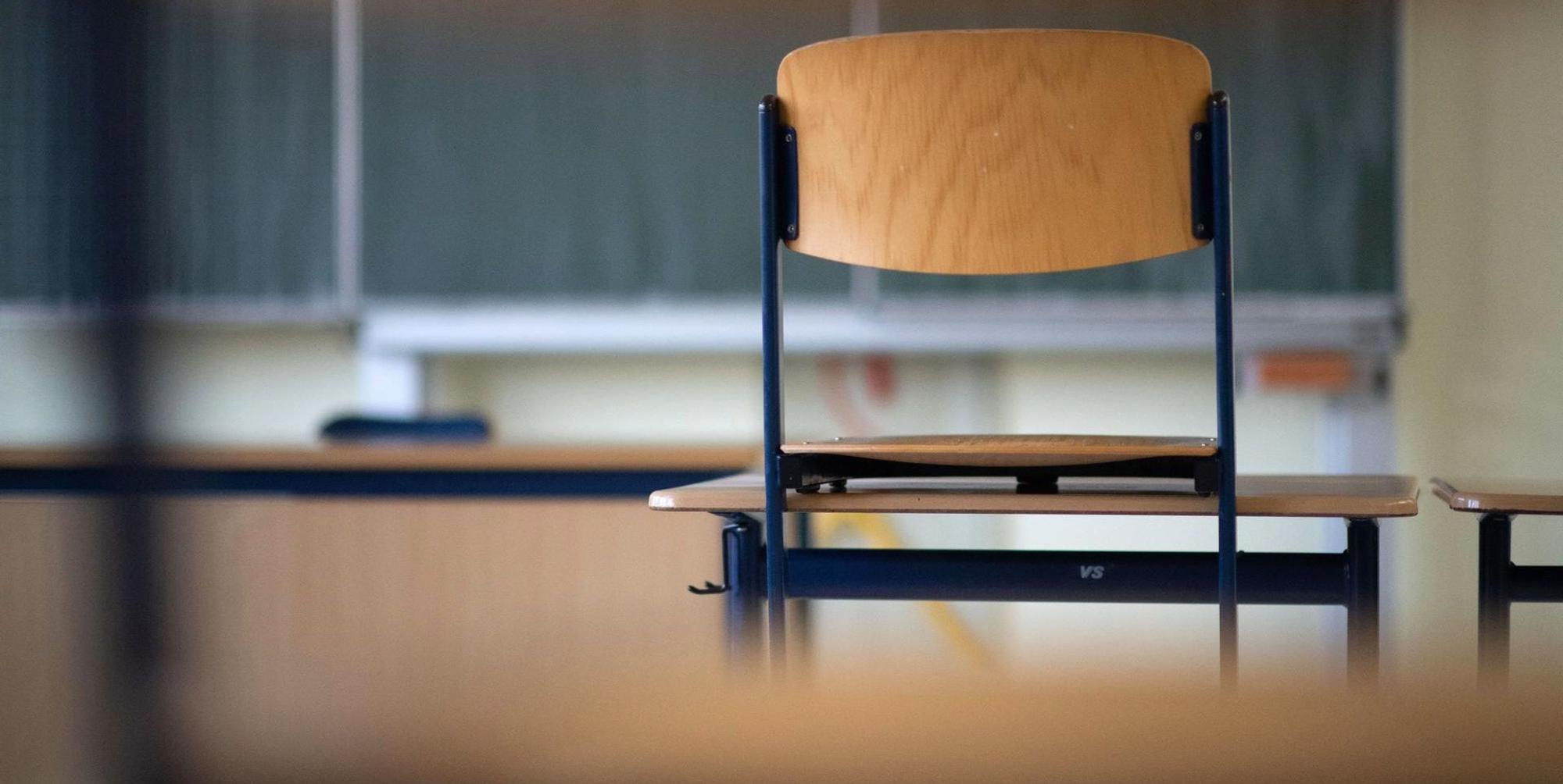 Schulen sitzen bleiben