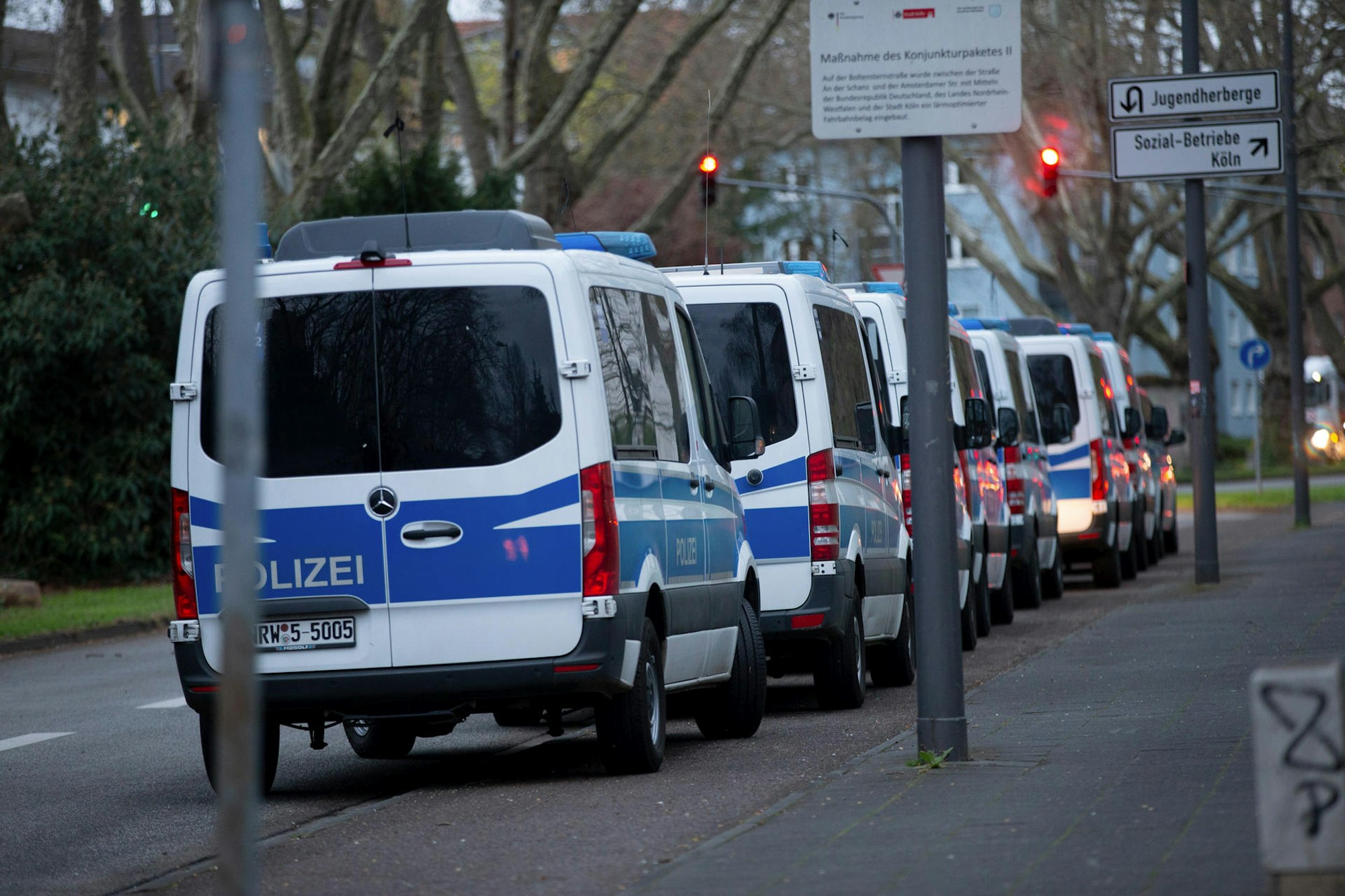 20220407_tb_Durchsuchung_Fluechtlingsunterkunft_007