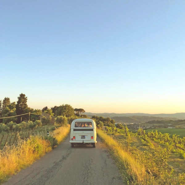 CAmper martin-kallur-ig-mkallur-1434394-unsplash