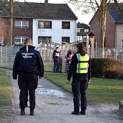 Corona-Streife Spielplatz