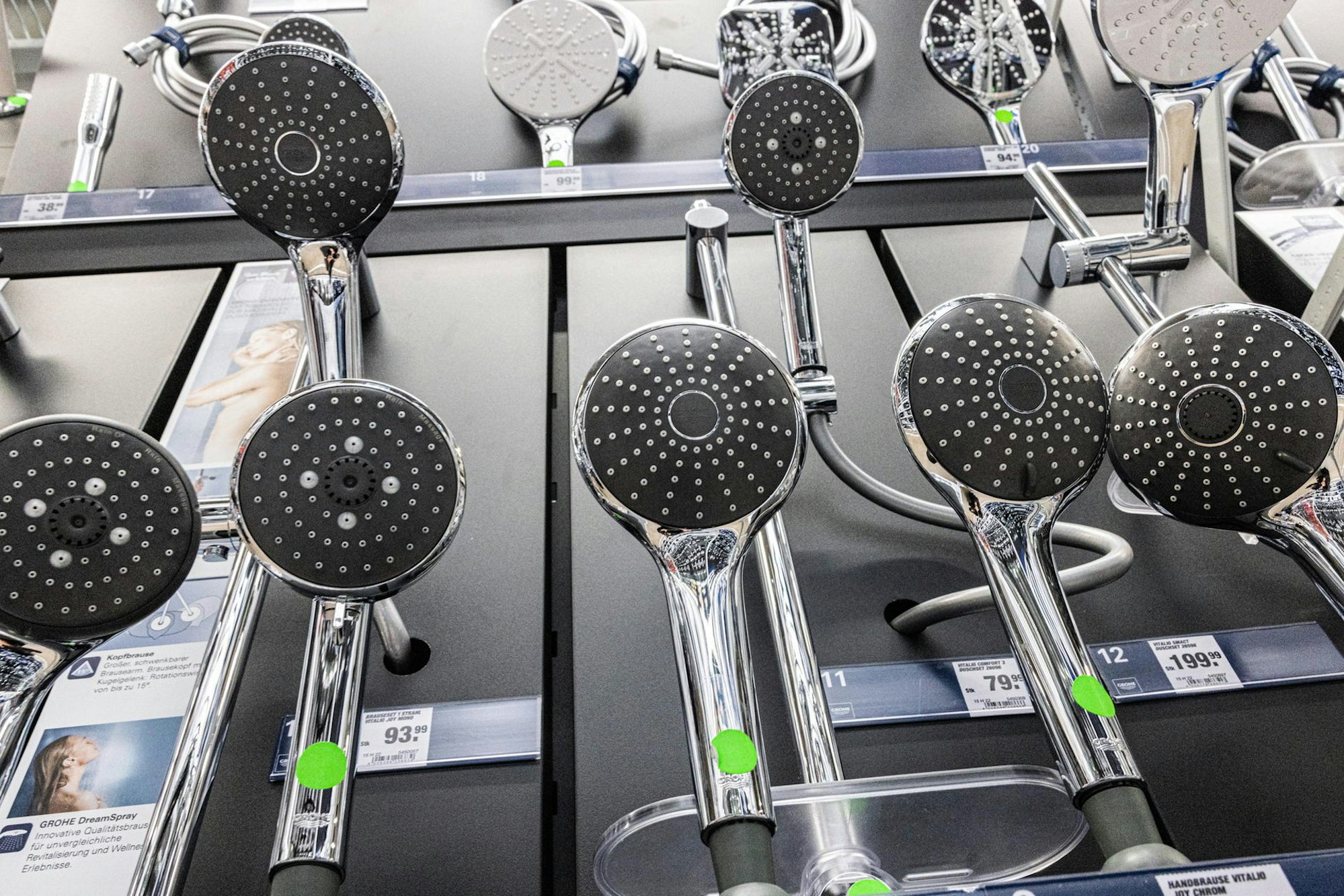energiekrise__baumarkt_Duschkoepfe_-2