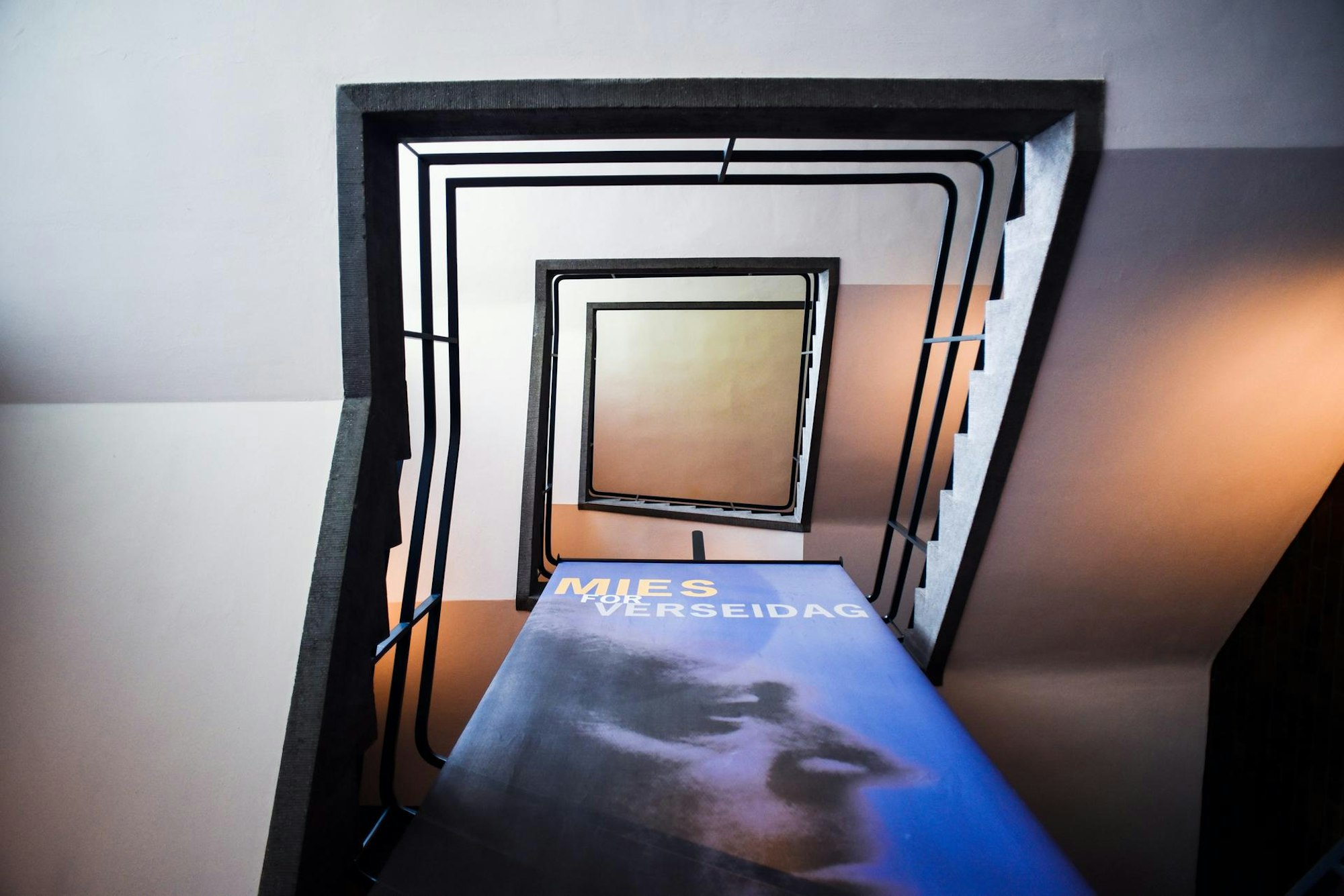 Krefeld Mies Stadt Jana Bauch