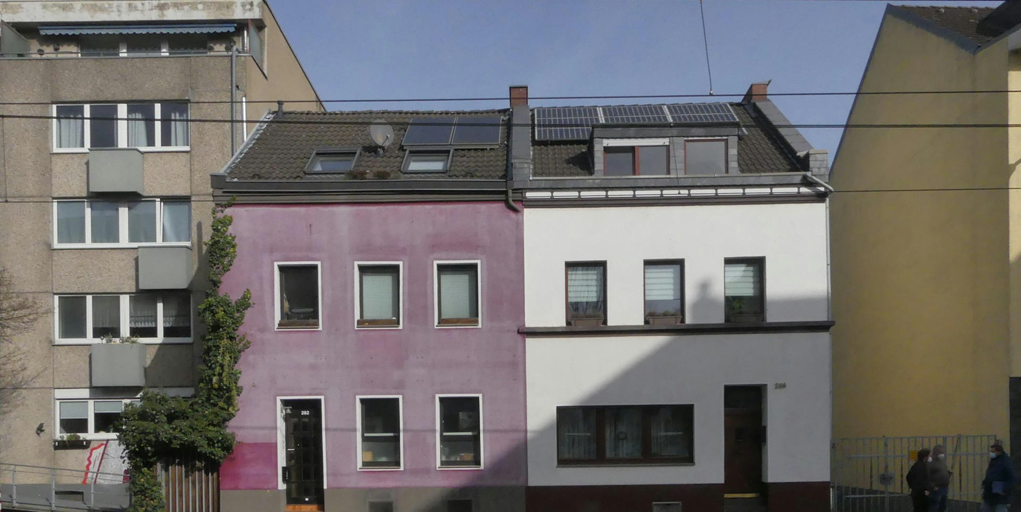 roes-huehnerhaeuschen-001