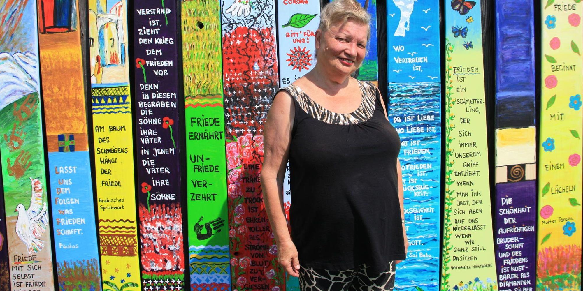 Bali_Tollak_Friedensbretter