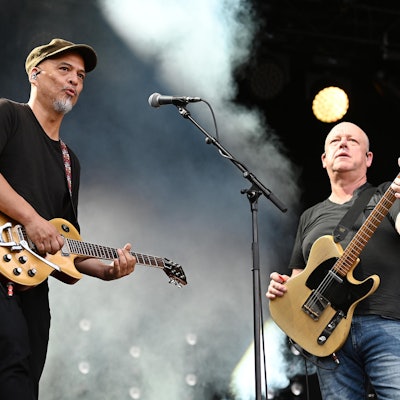 Pixies_JoeySantiago-BlackFrancis