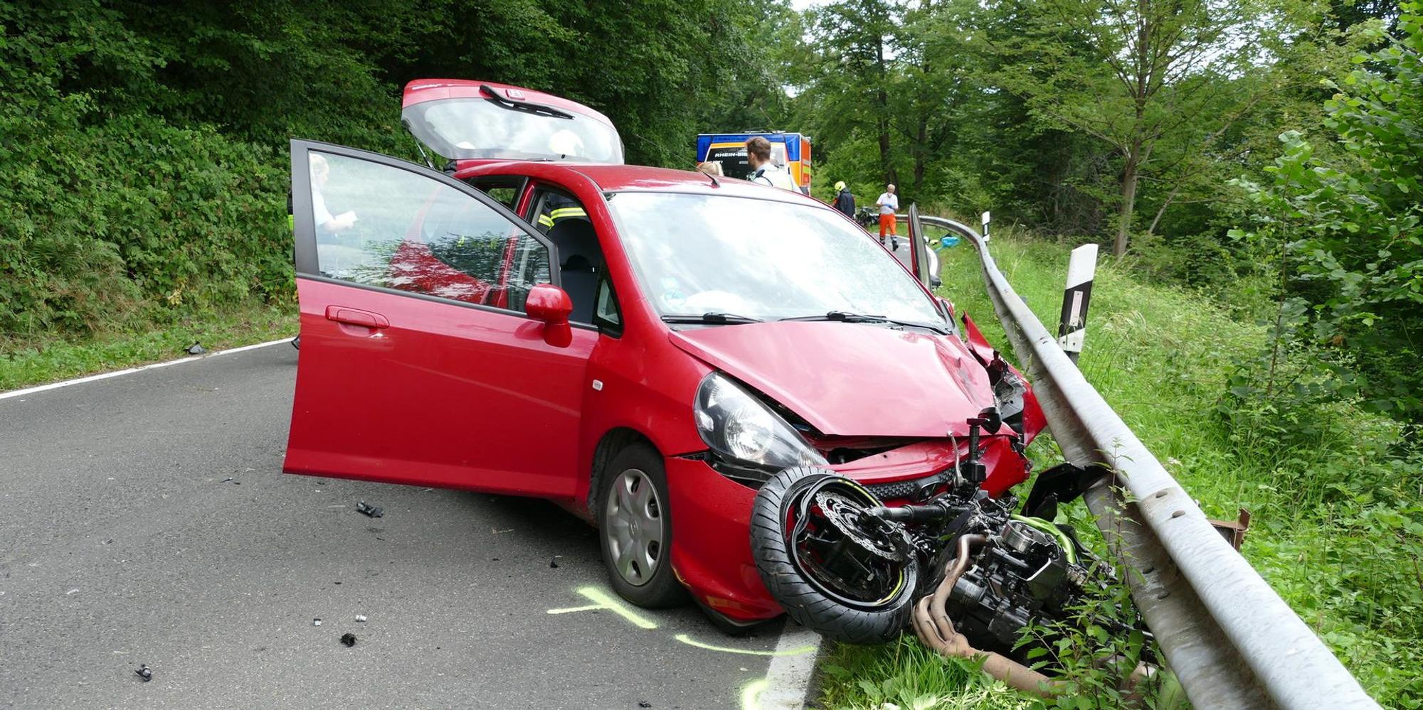 Unfall Bach 1 FUHRMANN