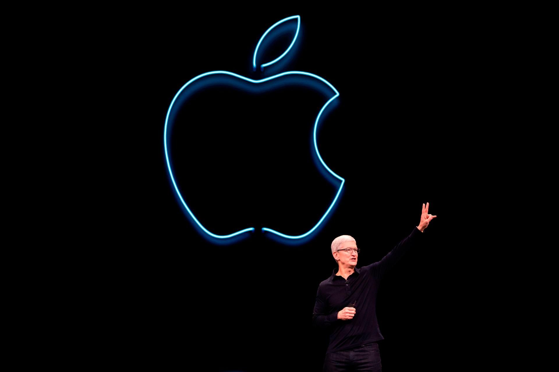 Cook Tim Apple Boss
