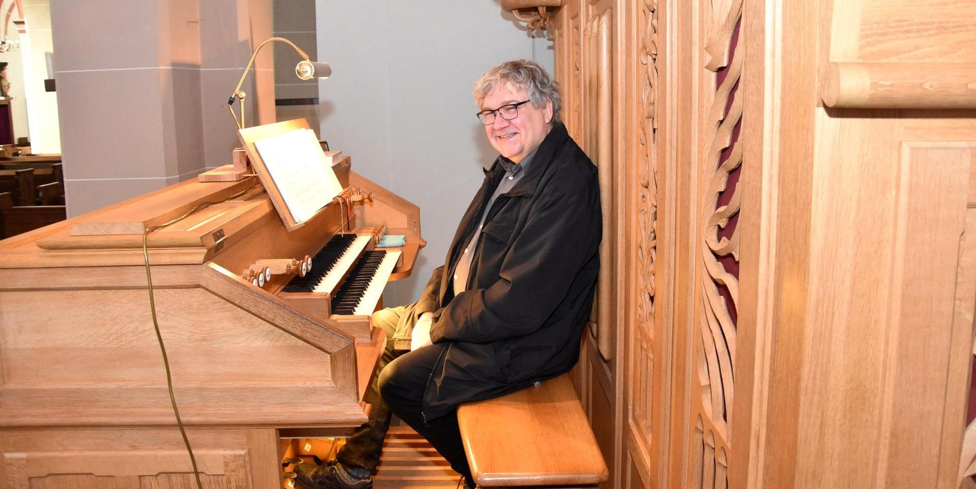 bg-Thomas-Dieker-Organist-FTZ_(2)