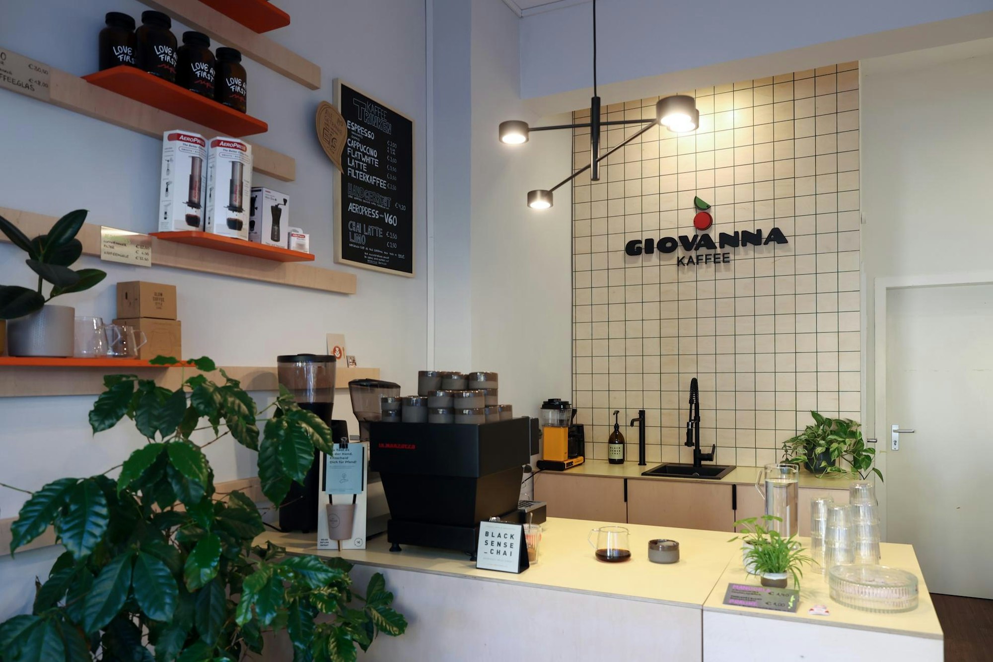 20220902-GOY-GiovannaKaffeeladen-09