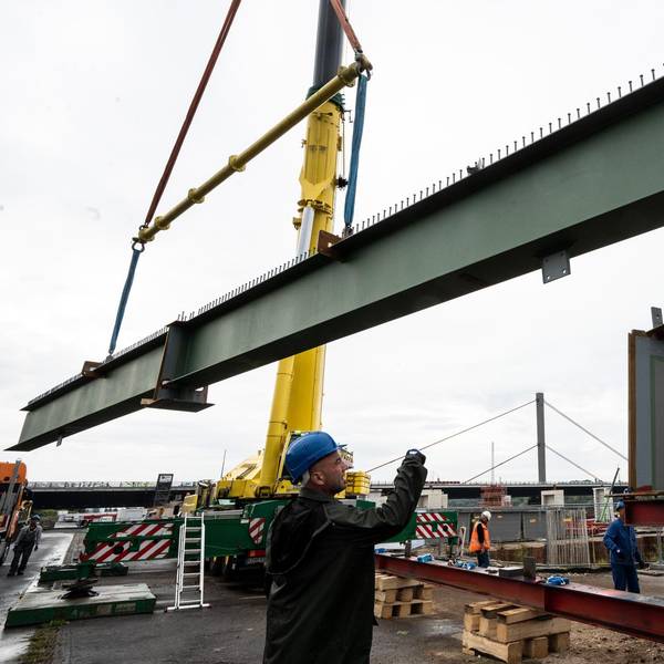 Stahlbauteile Leverkusener Brücke