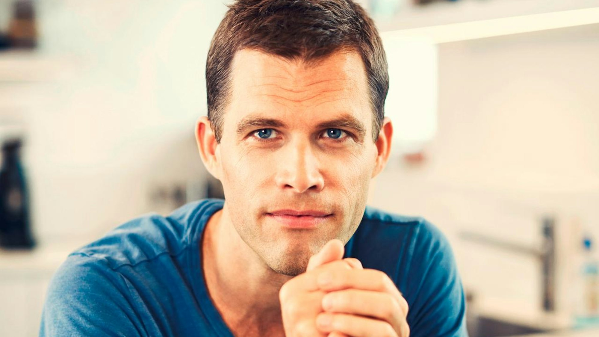 Porträt von Bas Kast