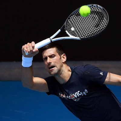Djokovic trainiert 120122